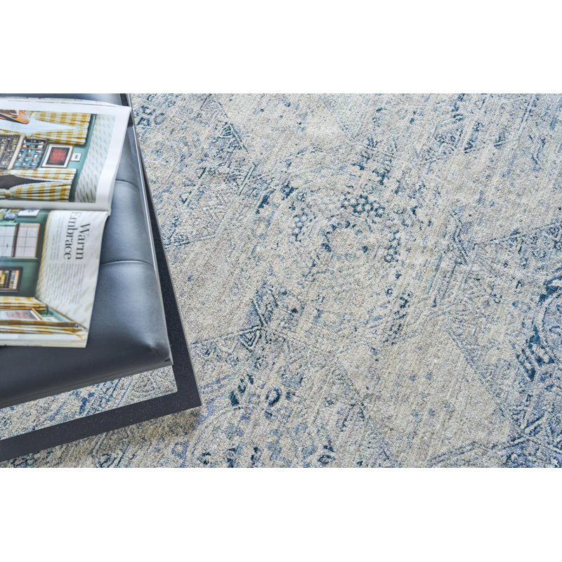 Vintage Looms Light Blue/Blue Polyester powerloom Area Rug, Rectangle 4' x 6'