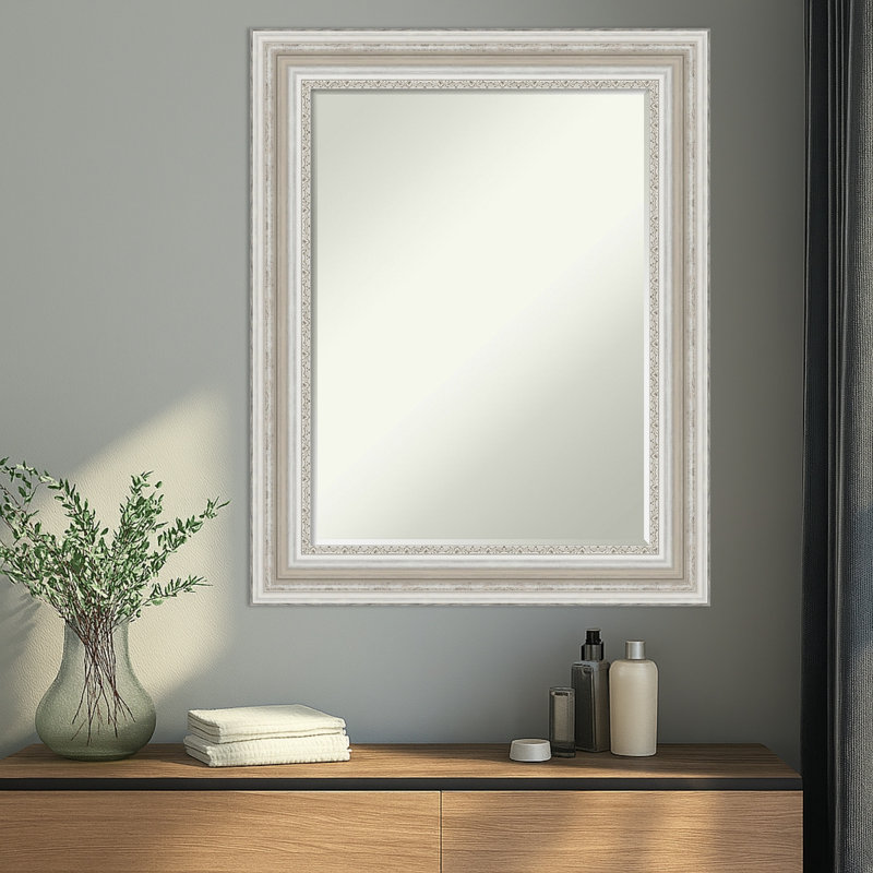 Miroir de salle de bain Jashawna, 35,75 po x 49,75 po, Doré