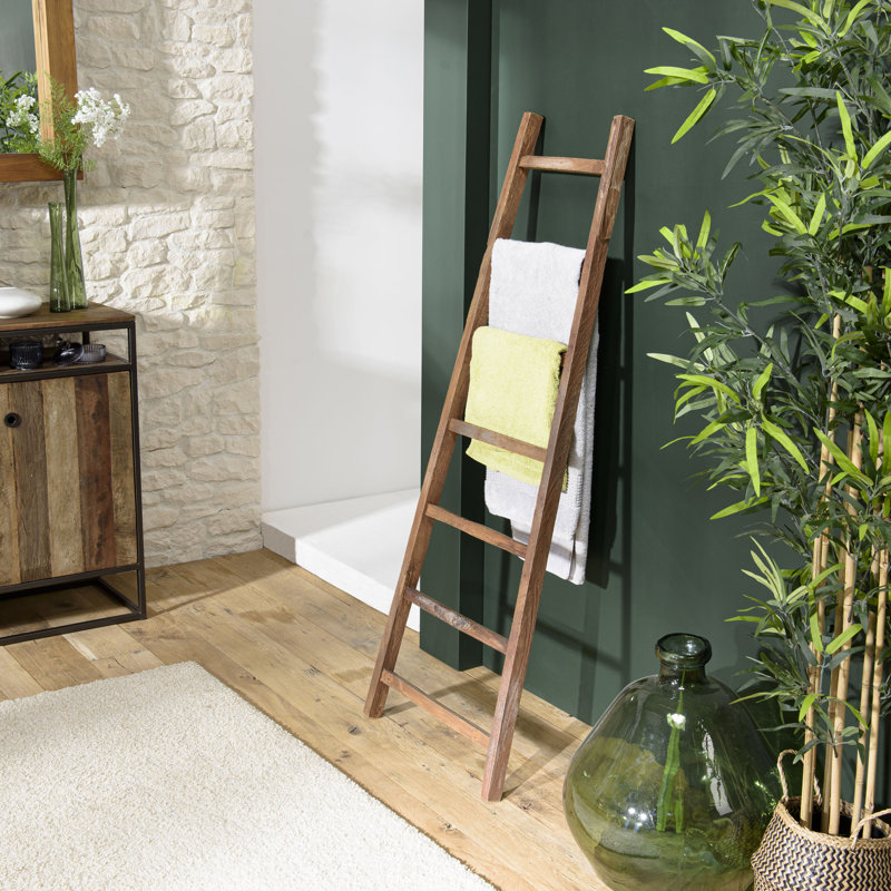 Deb Wood 4 Towel Ladder