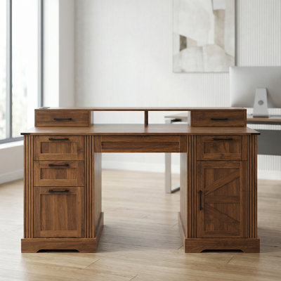 Bureau de style campagnard de 59 pouces avec centre de charge intégré et grand meuble de rangement, avec porte de grange, tiroir pour classeur, support pour écran et plateau à clavier pour le bureau à domicile ou la salle d'étude