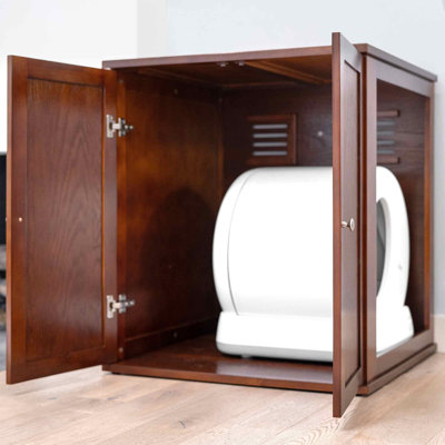 Refined self-cleaning litter box