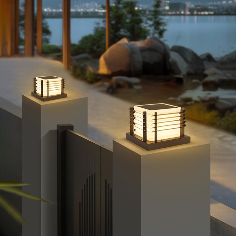 Ensemble de 2 lampes sur pied imperméables à DEL à changement de couleur pour l'extérieur