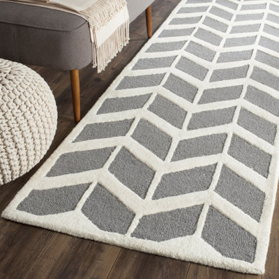 Ellicott Hand Tufted Wool Chevron Rug