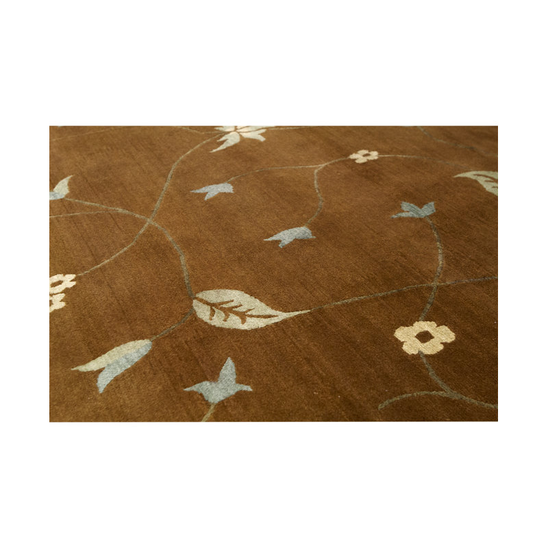 Floral Area Rug in Dark Orange/Yellow