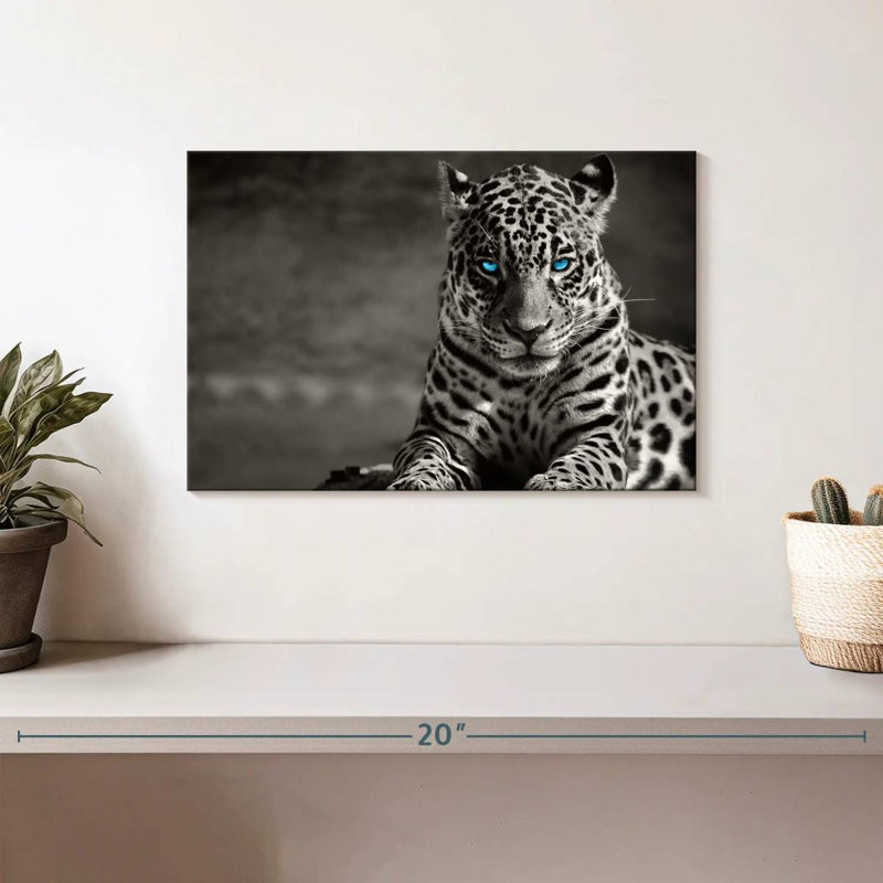 Jaguar Eyes Pop, 8" H x 12" W