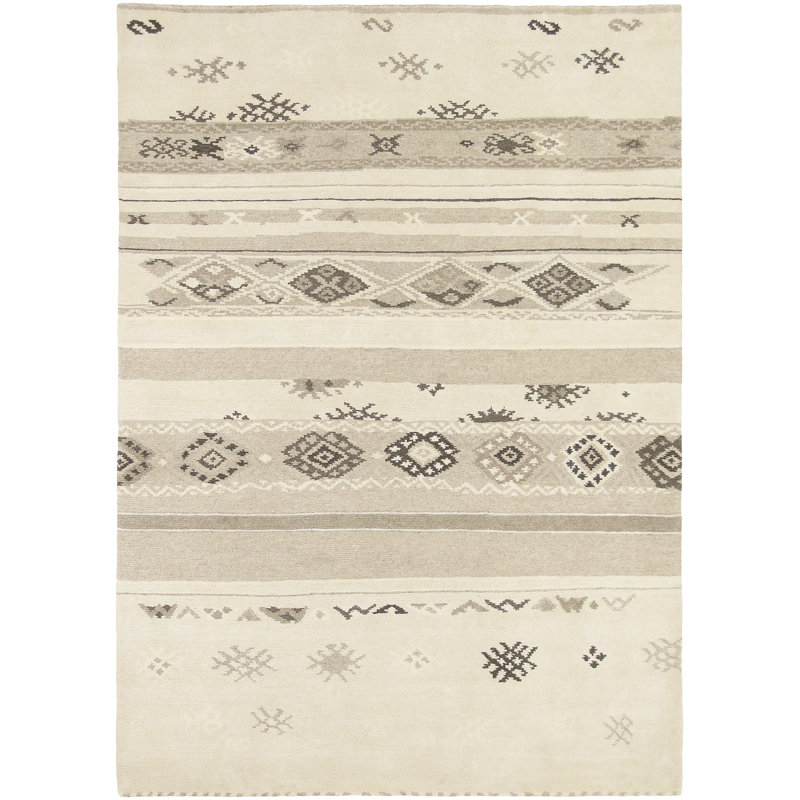 Kyah Wool Southwestern Area Rug, Rectangle 5'7" x 7'10"