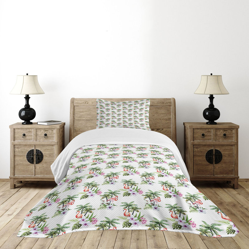 Twin White Quilted Bedspread Set with Tropical Print