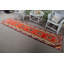Tapis de style kilim turc fabriqué à la main en laine avec un design rétro et une teinte orange vibrante