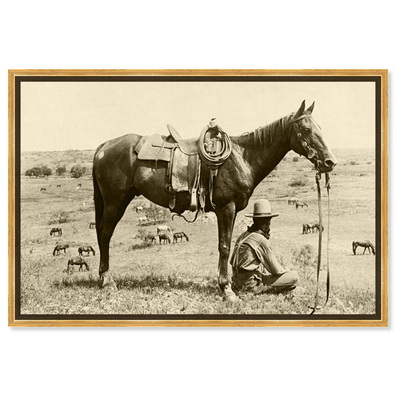 «Cowboy IV», photographie sur toile, Cadre doré, H 36 po x l 24 po x P 1,5 po