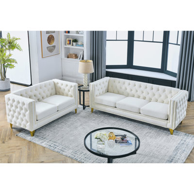Canapé luxueux en velours pour plus de confort et de style
