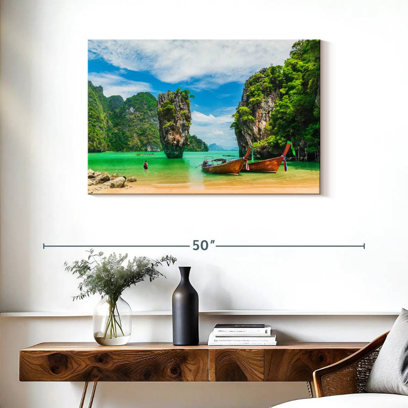 Gillard James Bond Island, H 24 po x l 36 po