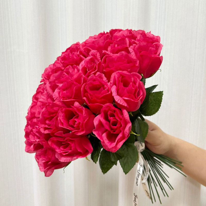 36 pièces de fleurs artificielles roses avec de longues tiges de fleurs en soie pour des bouquets de mariage, Rouge