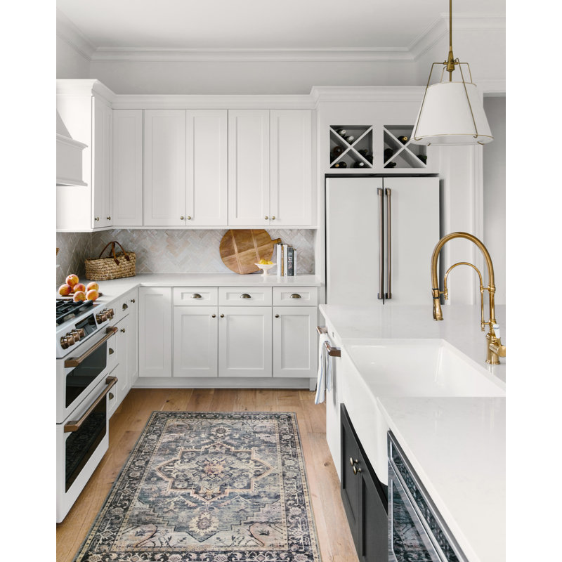 Claribel Oriental Indoor Rug, Rectangle 2'3" x 3'9"