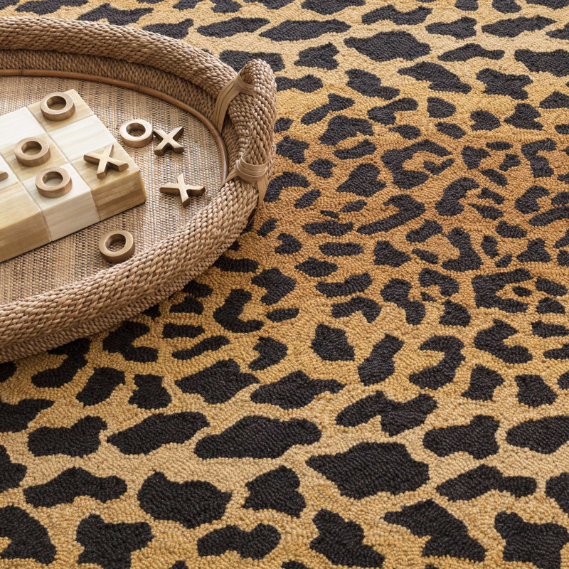 Leopard Hand Micro Hooked Wool Rug, Rectangle 3' x 5'