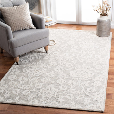Shoshone Hand Tufted Wool Floral Rug