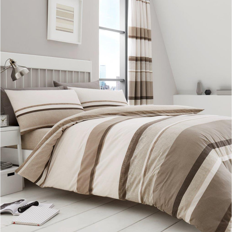 Printed Polycotton Duvet Cover Set with Pillowcases Delivering Lightweight Comfort, Super King, Natural/Brown