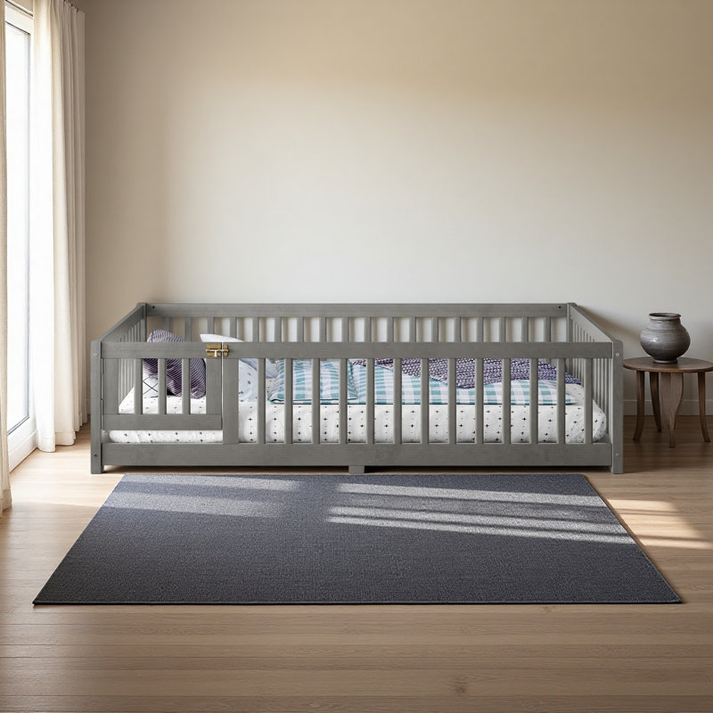 Lit sur pied avec garde-corps et porte pour enfants, Lit double