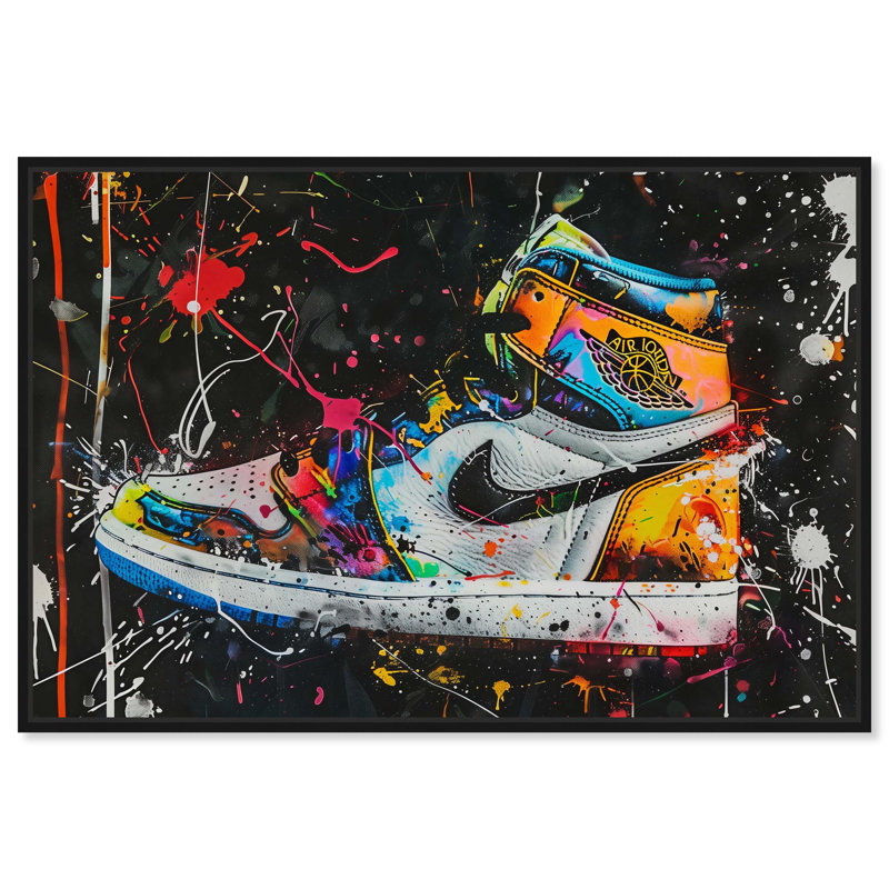 «Dark Graffiti Sneaker», impression sur toile par Notoriart, H 54 po x l 36 po, Structure noire