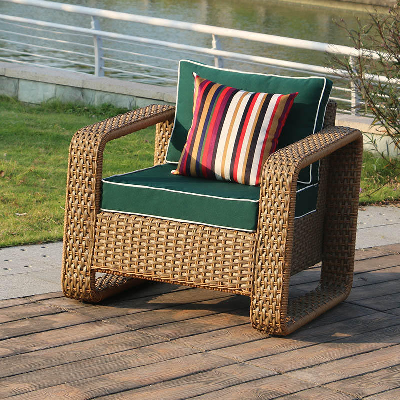 Wicker Outdoor Lounge Chair