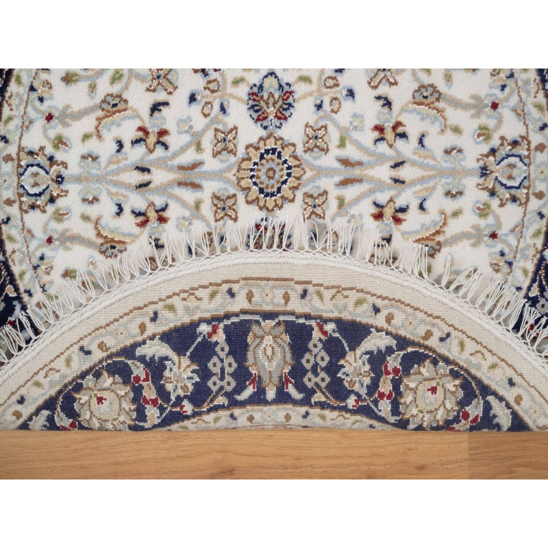 Tapis oriental blanc perle 3 pi 3 po x 3 pi 3 po Nain