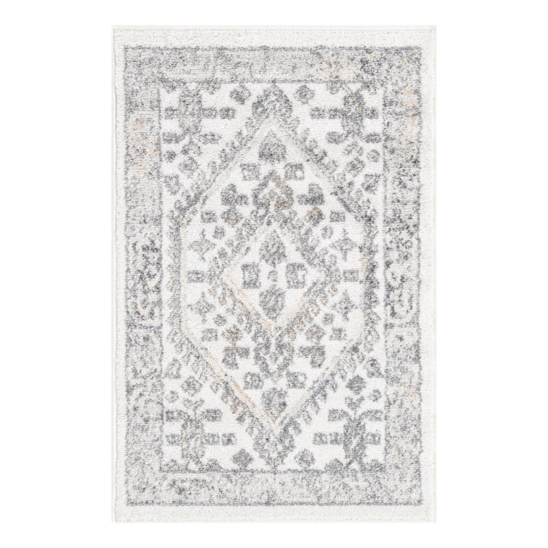 Edson Oriental Indoor Rug, Rectangle 2' x 3'