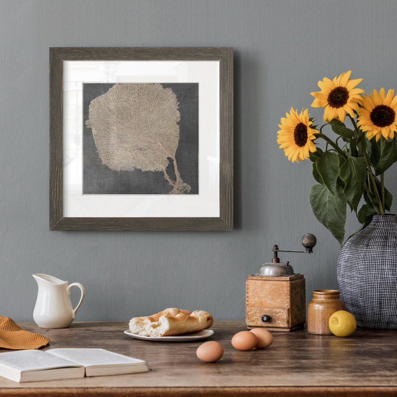 Arbre de bleu II, reproduction d’art encadrée, Papier avec cadre gris, H 17 po x l 17 po x P 1,5 po, Blanc