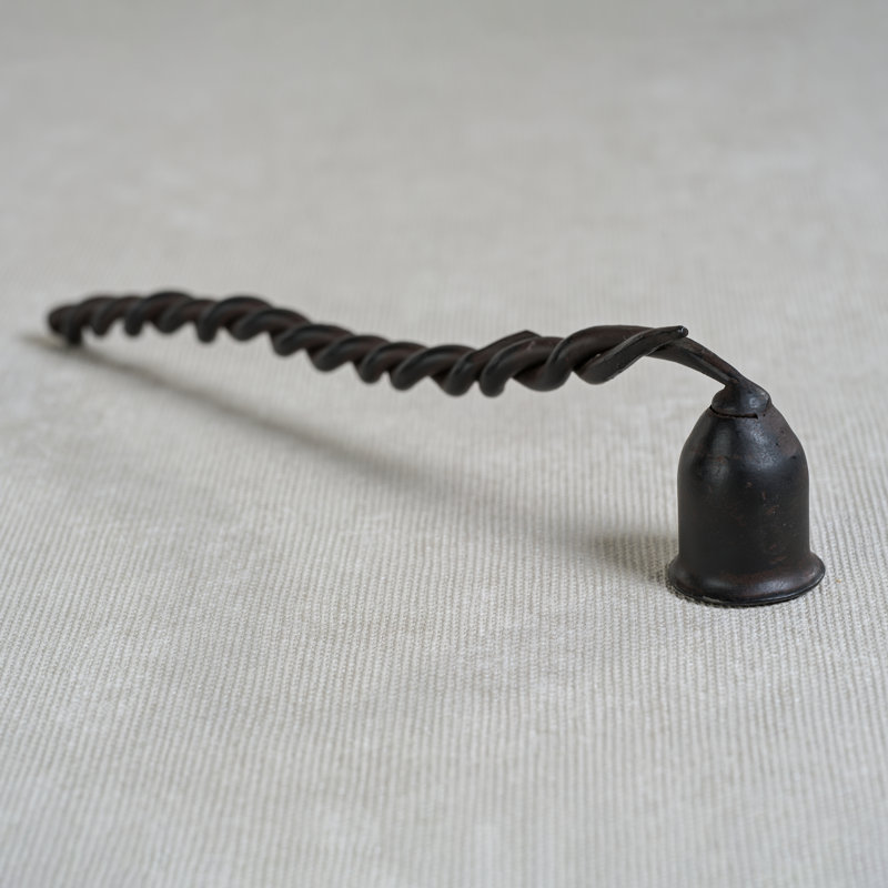Tabouret de bougie torsadé en fer forgé