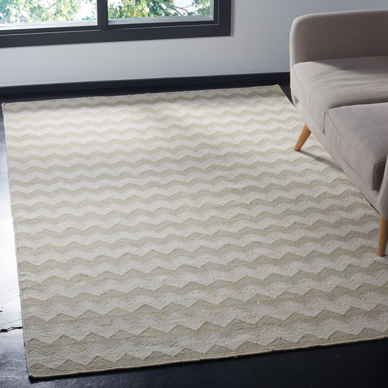 Agawam Chevron Wool Hand Woven Area Rug, Rectangle 122 x 183 cm