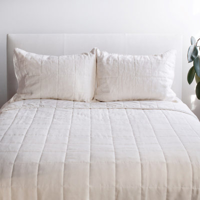 French Linen Quilt Set