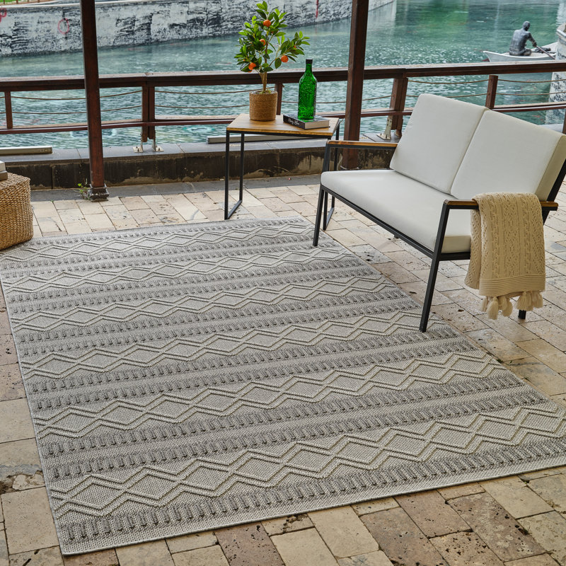 Latacha Indoor Rug, Rectangle 6'7" x 9'6"