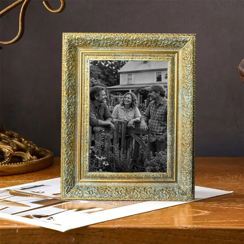 Cadre à photo mural antique 1 pi 5 po x 7 po avec profil décoratif