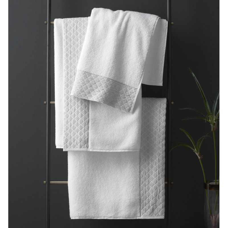 Zero Twist Sparkle Towel, White