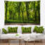Tapisserie de forêt verte avec bois dense landscape-28497640
