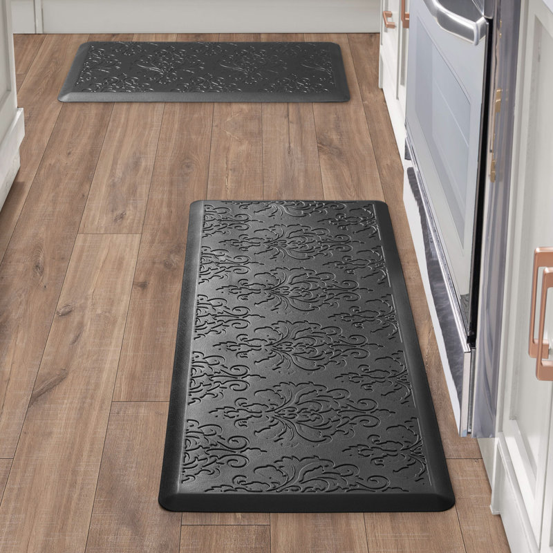 Tapis Creative Creative Ideas Charlton Home® Marni, Rectangle 1 pi 5,5 po x 4 pi, Noir