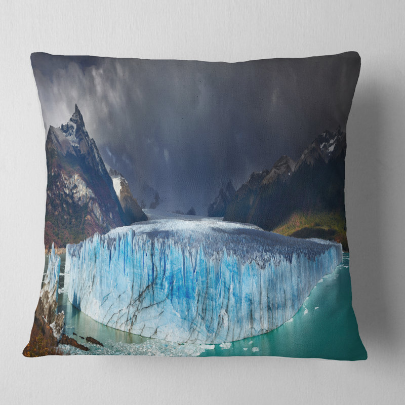 Coussin Perito Moreno Glacier - Landscape, 18 po x 18 po, Carré