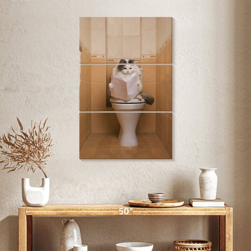 Chat Ketti sur la toilette, H 38 po x l 24 po