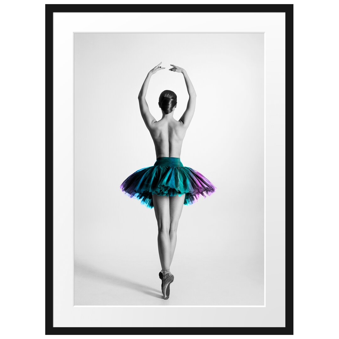 Gerahmtes Poster Anmutige Ballerina im Tütü