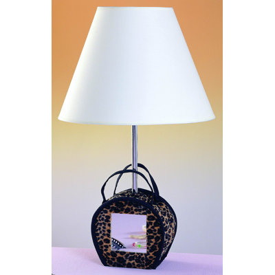 Kailyn Resin Table Lamp