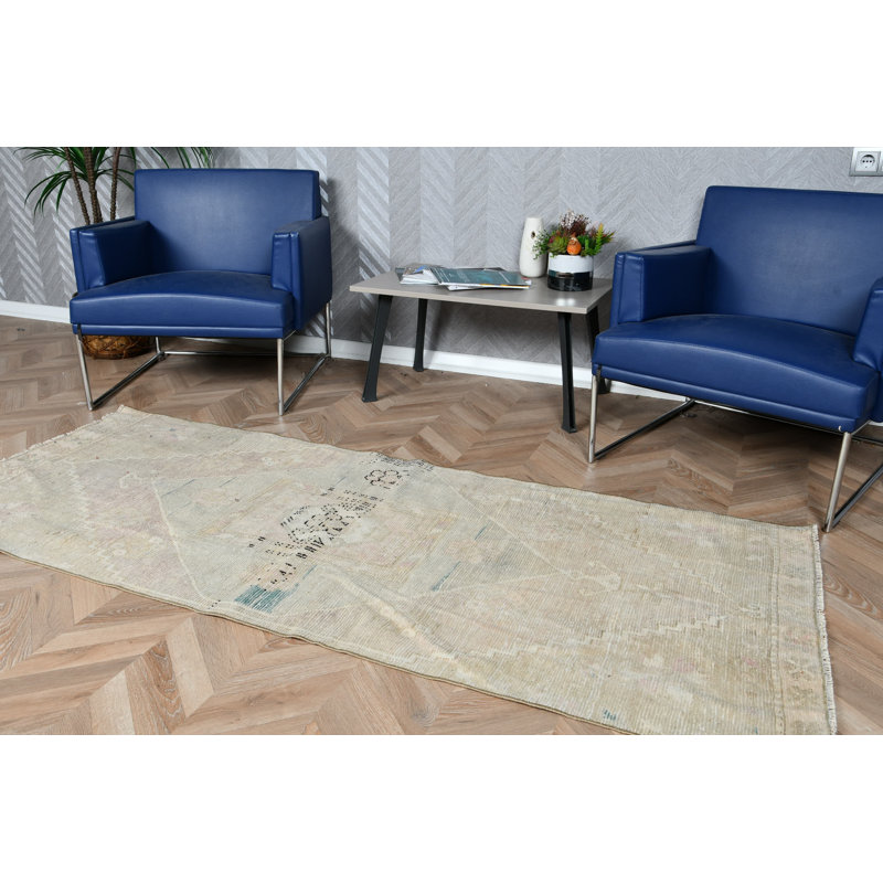 Tapis turc doux de couleur pastel rétro avec motifs géométriques pour un décor de plancher unique de style antique