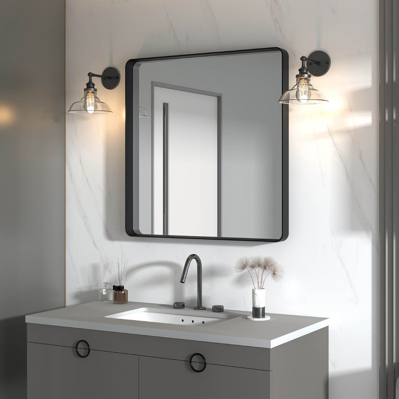 Miroir Izidora, Noir