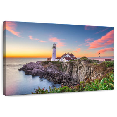 Scenic Portland Head Lighthouse