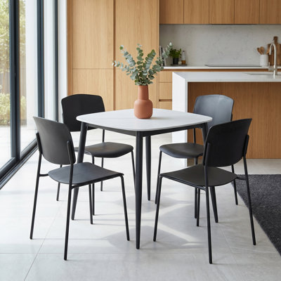 Surgoinsville Dining Set