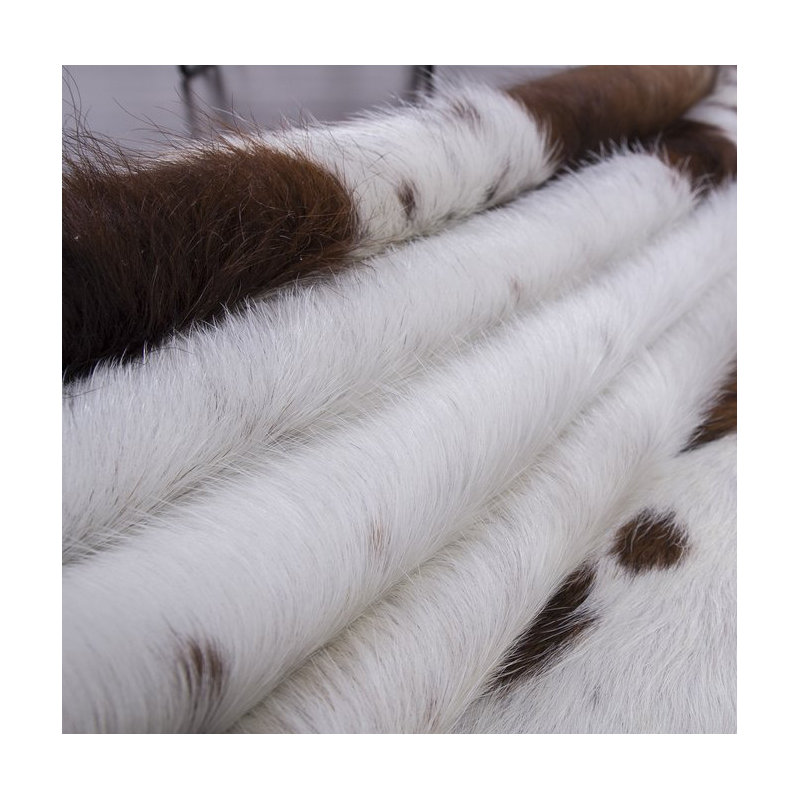 Tapis blanc/brun zone vache Briggs, Nouveauté 6 pi x 7 pi