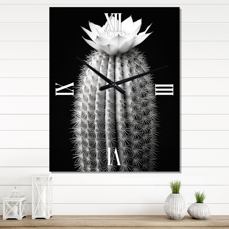 Horloge murale surdimensionnée grise à motif de cactus gris I, H 40 po x l 30 po x P 1 po