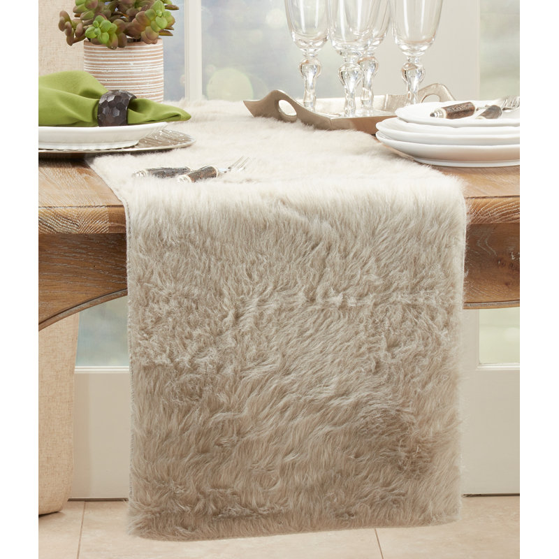 Chemin de table rectangulaire en fausse fourrure Chynia, gris, L 120 po x l 15 po