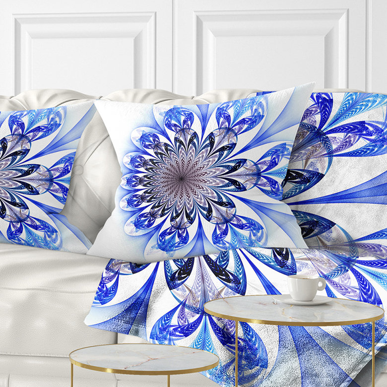 Light Blue Fractal Flower Digital Art - Floral Printed Pillow, 16 po x 1 po, Coussin décoratif