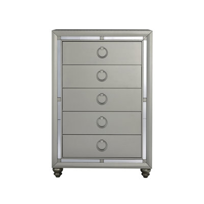 Commode en argent massif