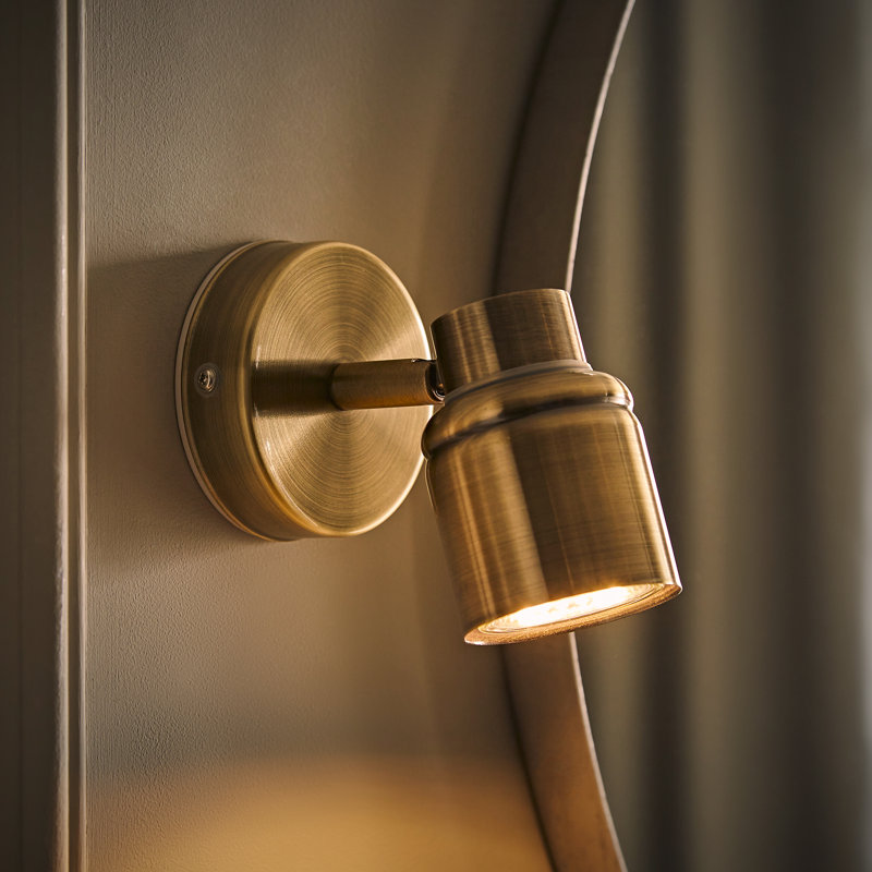 Demont Wallchiere, Antique Brass