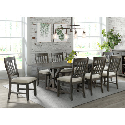 Ensemble repas 5 pièces Sunset Trading Trestle | Table extensible 96 po rectangulaire | 4 chaises d'appoint rembourrées | Bois gris vieilli | 8 sièges