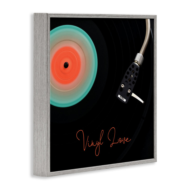 Giclée encadrée de vinyle Spinning, Giclée de ferme grise encadrée, H 17 po x l 17 po
